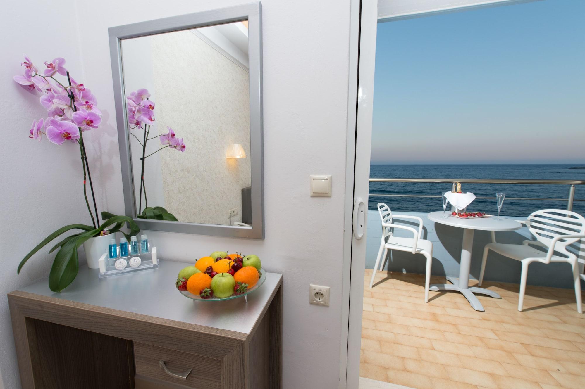 Astron Hotel Ierápetra Екстериор снимка